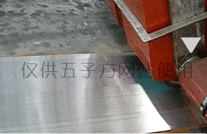 不銹鋼中厚板1.png